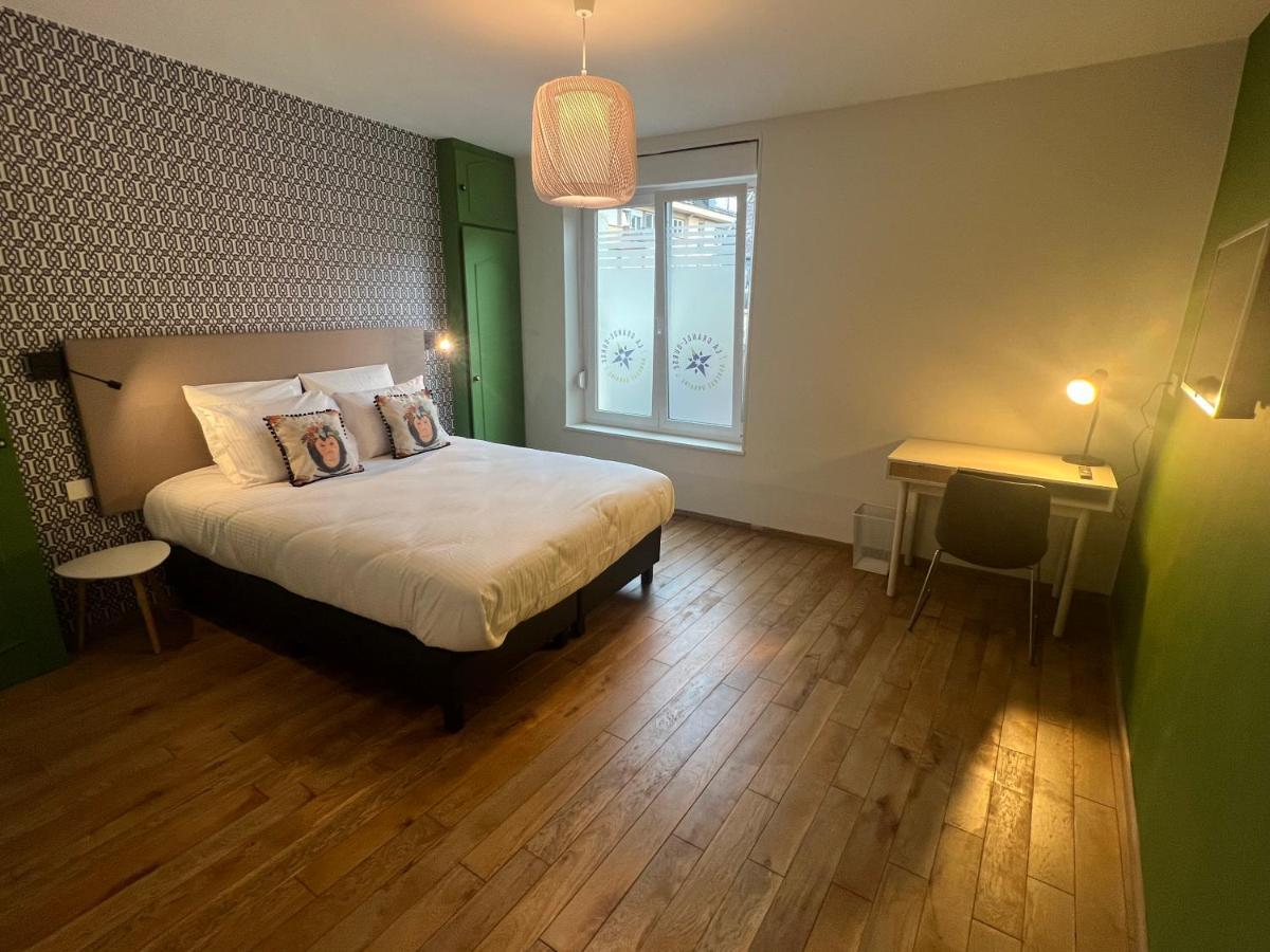Bed and Breakfast La Grande-Ourse Шарлевиль-Мезьер Экстерьер фото